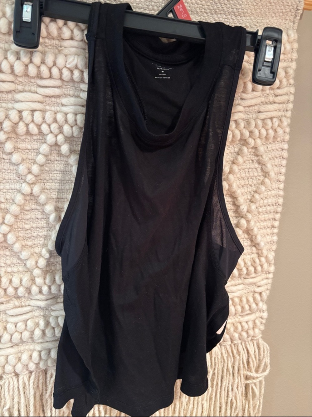 Old Navy Black Women's Athletic Tank Top